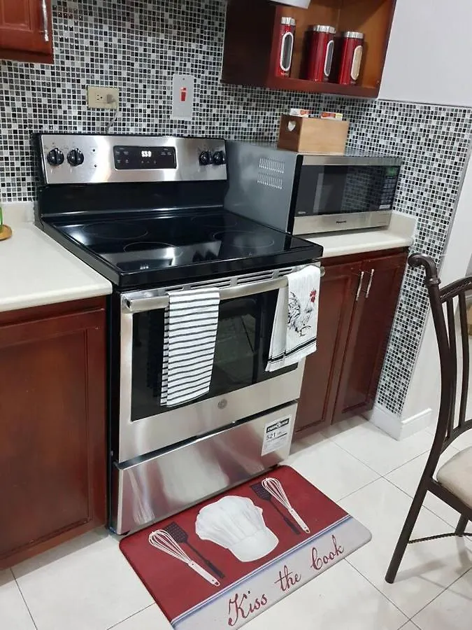 Lovely 2-Bed Apartment In The New Kingston Area Beverly Hills