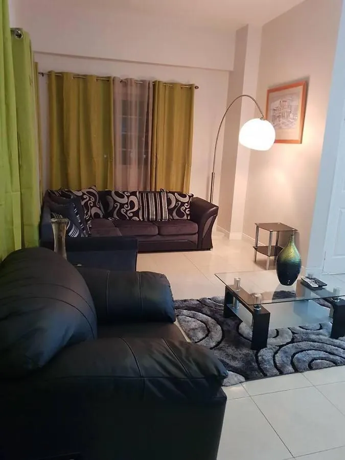 Lovely 2-Bed Apartment In The New Kingston Area Beverly Hills